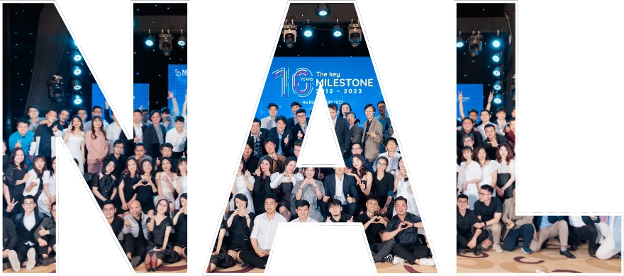NAL VIETNAM 全社員の集合写真で構成されたNALロゴタイプ
